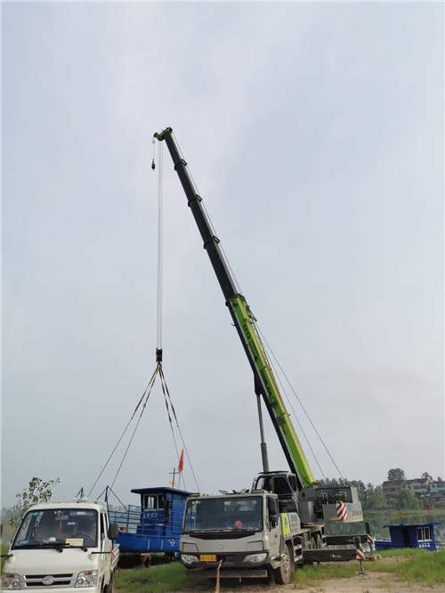 镇江市桥梁建设吊装案例